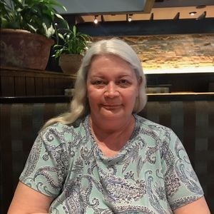 Meet your Posher, Sharon